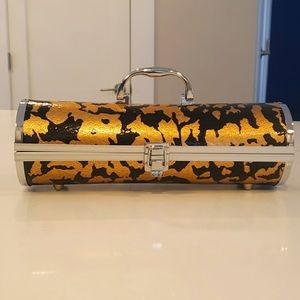 Wine Purse w. Wine Opener - Black & Gold Pattern
